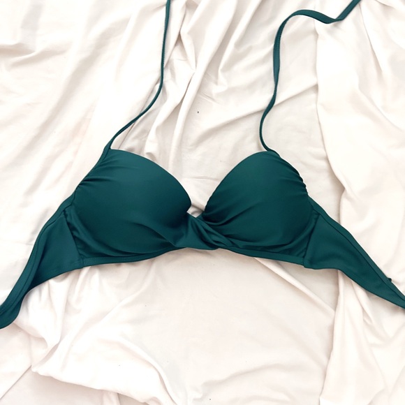 Swimsuit bra - Picture 2 of 3